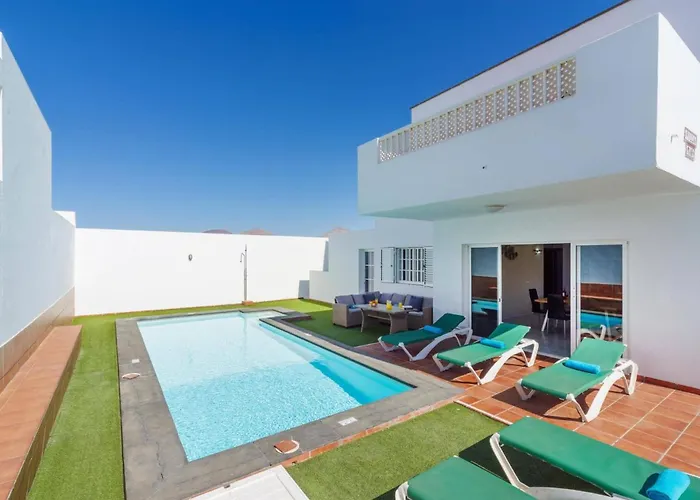 Mar Lanzarote By * Puerto del Carmen (Lanzarote)